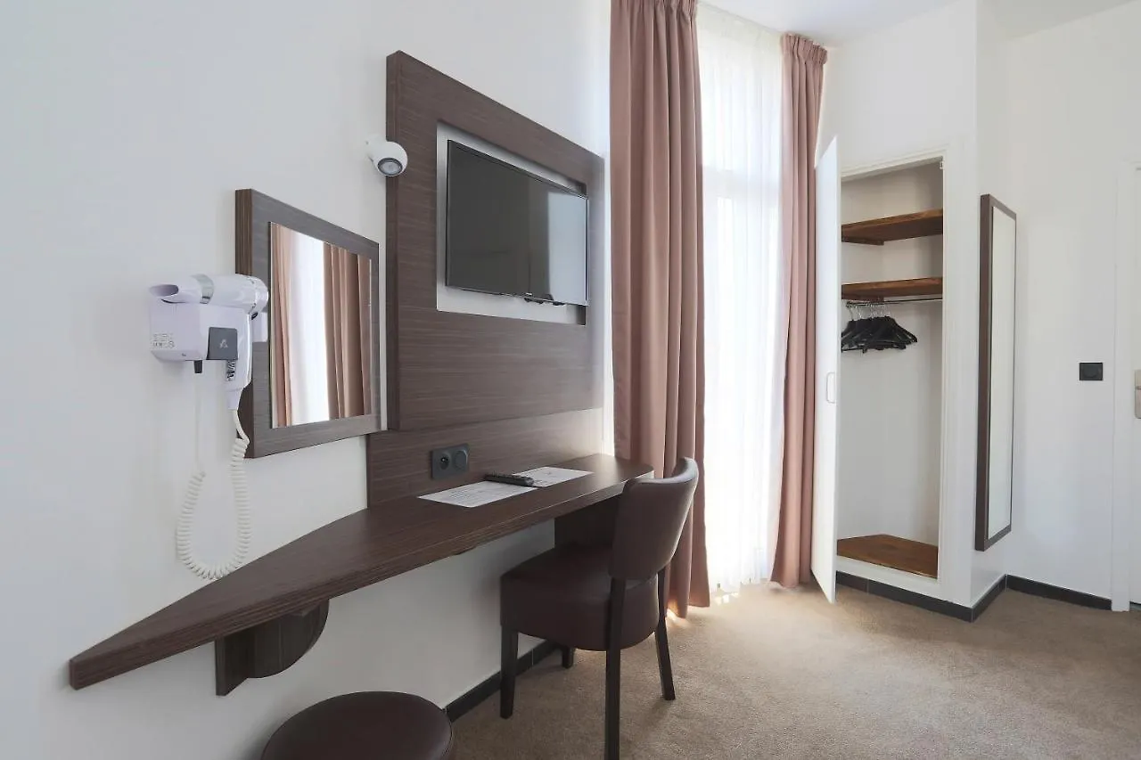 Hotel & Appartements Monsigny Nice France