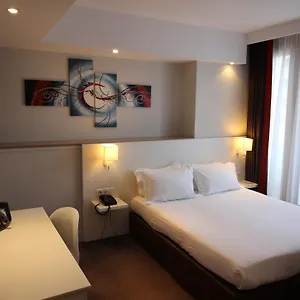 Paris-auteuil By Ihg Hotel Paryż