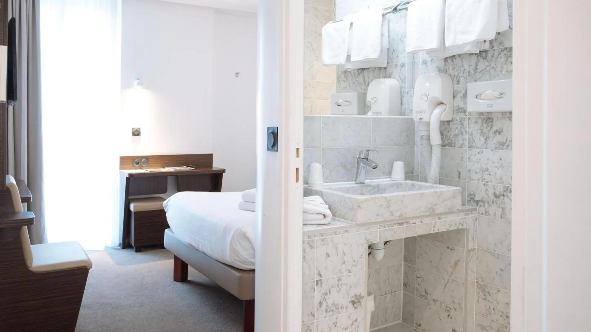 ניס Hotel & Appartements Monsigny